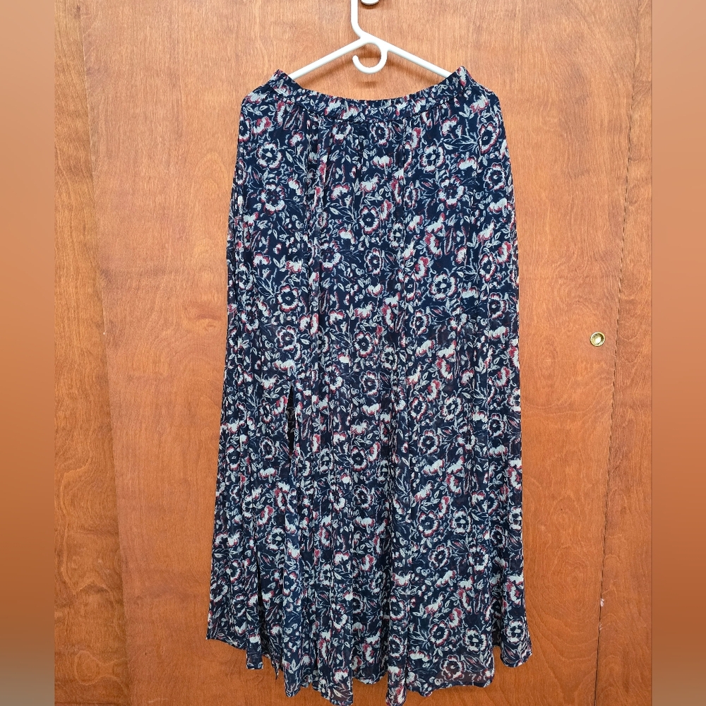 Floral Ambercrombie & Fitch Skirt - Size L